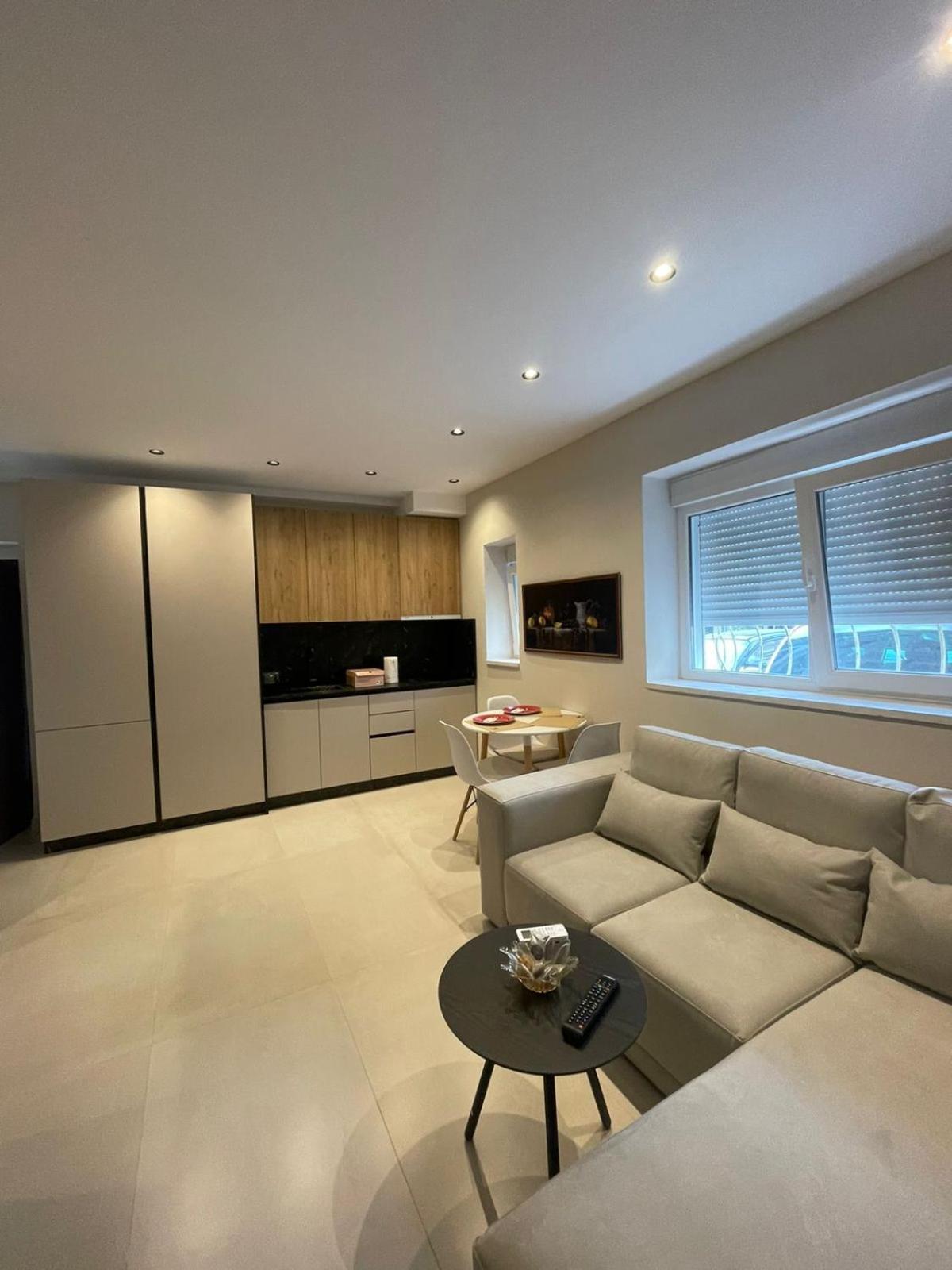 Casa Tirana Apartment Bagian luar foto